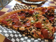 2016 9 オアフ島- ウィンドワードモールと「pacifico」のピザ