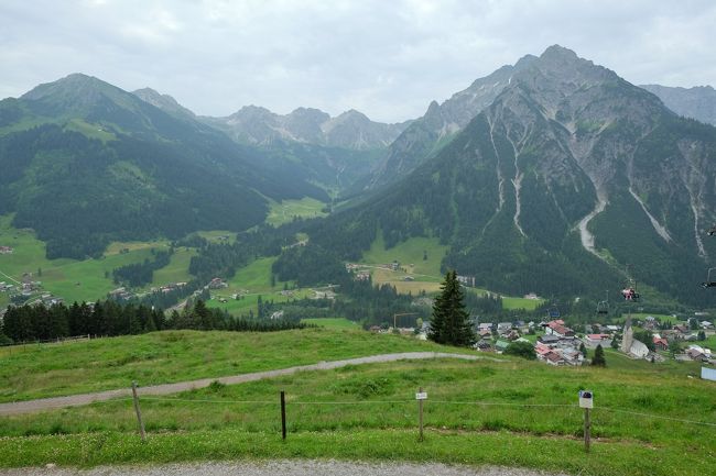 2016年オーストリア・ドイツの旅　№10　　　＊＊＊ Sonna Alp への Panoramaweg  と Walmendingerhorn  周辺ハイキング ＊＊＊