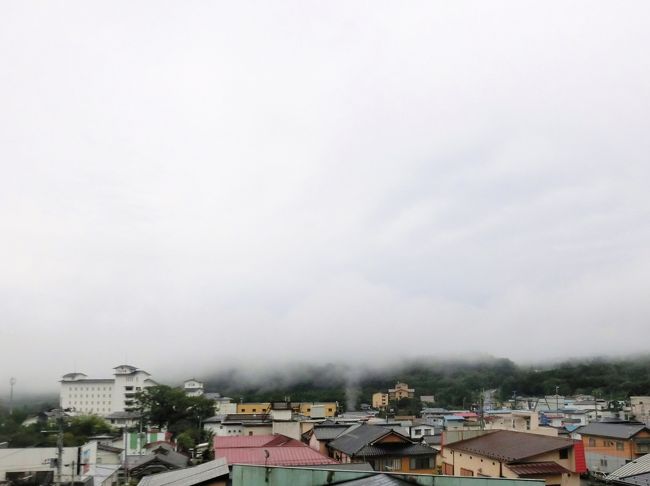 [９月１９日]<br />　　遠刈田温泉〜帰宅<br /><br />雨は上がったようですが厚い雲が覆っています〜<br />帰りは渋滞を避けるため早めに出発します・・・(^^♪<br />