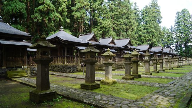 白石と米沢の城跡　２<br /><br />２日目　山形県米沢市<br /><br />上杉神社（松が岬公園）－米澤藩上杉家墓地－林泉寺（上杉家御廟所）