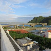 沖縄 ～台風の間隙を縫って Vol.1 街の灯りから青の楽園へ～