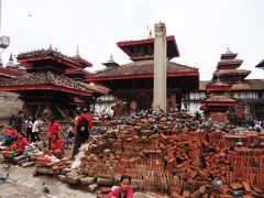 遅延で(>_<) 4時間半のトランジット時間で2つのダルバール広場へ!