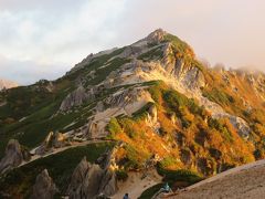 アルプスの女王　燕岳登山と燕山荘　その２　2016年9月