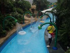 ♪2016’夏。3世代。マカオ・香港♪＜JWマリオットマカオのプールとギャラクシーグランドデッキ。＞