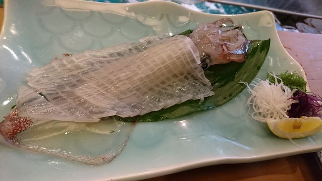 シルバーウィークに絡めて夫が10日間の休みを取ったのですが、基本的に彼の気分と都合に合わせて行き先が決まります<br />その後の手配は全てeggという図式<br /><br />20年以上続いてきた海外旅行はここ2年ほど行っておらず、eggはそろそろ爆発しそうですが、夫は今 海外には目が向いていないようです<br /><br />ということで、福岡の後輩夫婦を訪ねることに!<br /><br />そして<br />羽田ー福岡ー沖縄那覇ー羽田 に<br /><br />最初はJALマイル(15000×2名)で押さえていたのですが、JALダイナミックパッケージにビックリオプションがつけられるプランが期間限定で出ており(不定期でよくやります)、安定の安さだったので切り替えました<br />マイルのキャンセルは有料でしたが、それを差し引いてもお得すぎる企画であっさり乗り換え<br /><br /><br />〇●〇●〇 ダイナミックパッケージ 32,300円×2名 〇●〇●〇<br /><br />●日程 10月7日(金)~10月15日(土)9日間<br />●行き 羽田ー福岡 JALエコノミー・バルク席<br />〇移動 福岡―那覇 ANAエコノミー(特典にて)<br />●帰り 那覇ー羽田 JALクラスJ<br />●宿泊 1泊目 リソルH博多 デラックスコーナールーム・ツイン<br />〇 2泊目 ヒルトン福岡 DXルーム喫煙(EXラウンジアクセス付き)<br />〇 3泊目 福岡 <br />〇 4泊目 ヒルトン北谷 デラックススイート・ツイン<br />〇 5泊目 北谷<br />〇 6泊目 北谷<br />〇 7泊目 北谷<br />〇 8泊目 サザンビーチリゾート プレミアムオーシャン・ツイン<br /> <br />※ ●はパッケージ込み料金のもの<br /> 〇は個人手配のもの