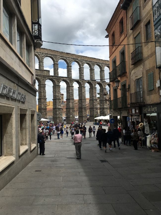 スペイン・セゴビア 街を渡る水道橋 2016年5月その9