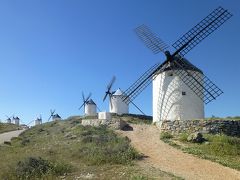 スペイン　ラ・マンチャの白い風車