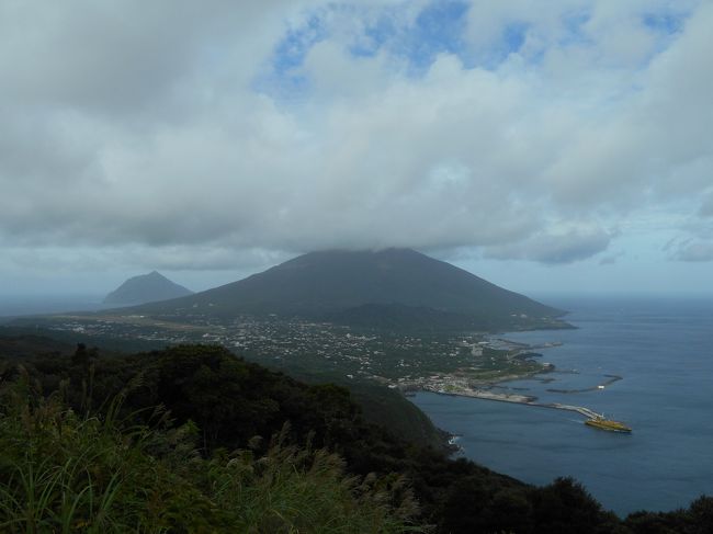 久しぶりの八丈島<br /><br />いちばん行きたがっていた次男は仕事で行けずキャンセル<br /><br />初体験の母を連れて行って来ました