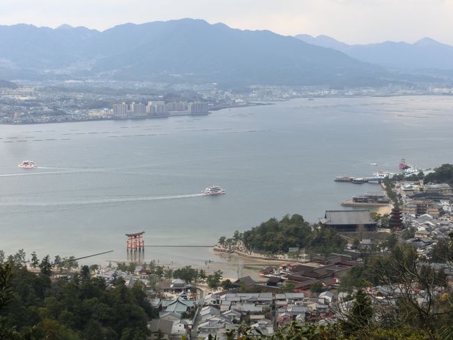 「弥山（みせん）」は「廿日市市宮島町の宮島（厳島）の中央部」にある「古くからの信仰の対象」になっている「標高５３５ｍの山」です。<br /><br />「弥山周辺海域（瀬戸内海）および島全体」として「瀬戸内海国立公園内」に位置しており「弥山の山麓」は「厳島神社」として「１９９６年」に「世界遺産」に登録されています。