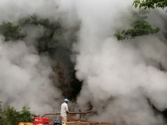 温泉パワーに感激、地獄って楽しそう・・・おサルさんは遅出出勤でした。