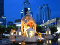 タイ　「行った所・見た所」　バンコクのナサベガスホテルに宿泊と北バスターミナルとチットロム・セントラルワールドへ