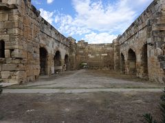 「てるみくらぶ」で行く、トルコ8日間の旅★ 3日その3「 7つの教会」と温泉♪の巻