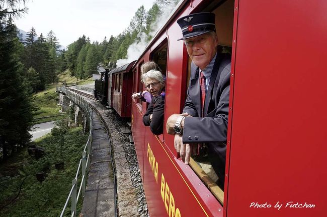 スイス・オーストリア撮鉄旅行記の（その３）は<br />9月２日～4日　オバーバルトを起点としてフルカ鉄道撮影した２日目、３日目のアルバムです。