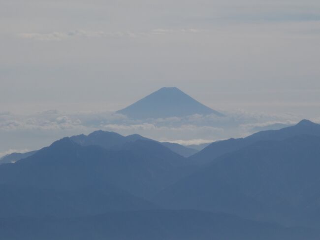 帰路は，往路と同じ，秋田空港から中部空港まで。仕様機材も，同じで，DHC8-Q400。ANA1838便です。天気も良くて，景色を楽しみました。富士山が見えました。