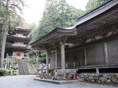 鎌倉時代に建てられた国宝の本堂と三重塔が美しい小浜の古刹・真言宗御室派棡山明通寺参拝