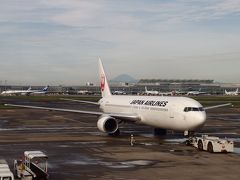 2016年10月、九州出張（羽田空港ラウンジまで）