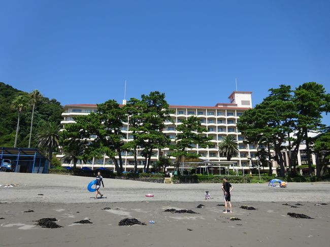 またまたまたまた夏の旅行は東伊豆です。<br />そして、またまたまたＤＨＣ赤沢温泉ホテルと<br />今井浜東急ホテルです。<br /><br />でも、去年とちがうところは、去年は雨模様だったのが、<br />今年はとても天気に恵まれました！(^O^)／<br /><br />温泉に入りながら、すばらしいロケーションを楽しめました！(*^▽^*)