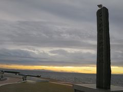 本州最北限周遊の旅＜第2日＞鶴の舞橋→しゃこちゃん→立佞武多の館→仏ヶ浦→大間崎→下風呂温泉