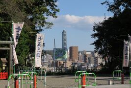 2016秋、末森城址と城山八幡宮(2/3)：豊玉稲荷神社、狛狐、本丸からの東山タワー遠望