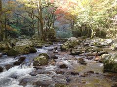 内子町小田深山渓谷　深山荘に泊まって朝夕の紅葉を楽しみました。