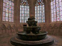 美しのドナウと中欧４カ国の旅　８日間　１３　（　旅行５日目　ウィーンの森②　ハイリゲンクロイツ修道院とルドルフ皇太子終焉の地マイヤーリンク　　）