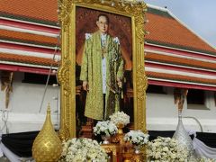 国王逝去で服喪のバンコク市内を観光　＜　2016　タイ旅行　2日目　＞