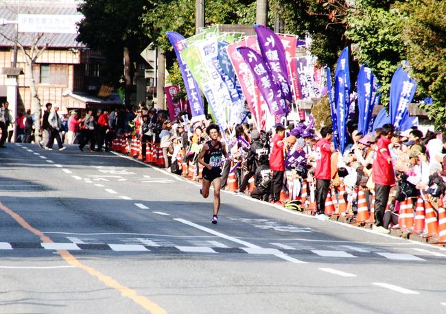 今年も秩父宮賜杯 第48回 全日本大学駅伝対校選手権大会が愛知県の熱田神宮から伊勢神宮まで行われました。<br />2016年11月6日