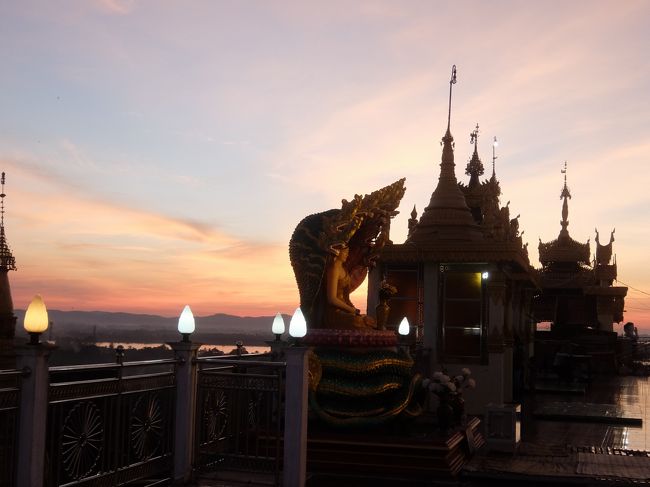 4回目のミャンマー　今回はモン州モウラミャインとカイン州パアン<br /><br />モウラミャイン1日目は市内の丘陵部に点在するパゴダめぐり　<br /><br />特に、大河タンルウィンと街並みを見下ろす「チャイタンラン寺院」の境内から眺める夕陽と暮れなずむ境内の雰囲気が格別です。