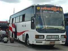 日本退役バスさんの新天地、ミャンマー、ヤンゴンのアウンミンガラーバスターミナル。日本のバスさんたち、頑張って！