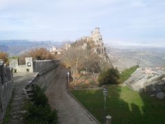 イタリア近辺6カ国旅行：11/24（閑散期のサンマリノでのんびり）