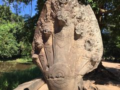 プレアビィヘア遺跡に行く旅プラスバンコク　１　ペンメリア