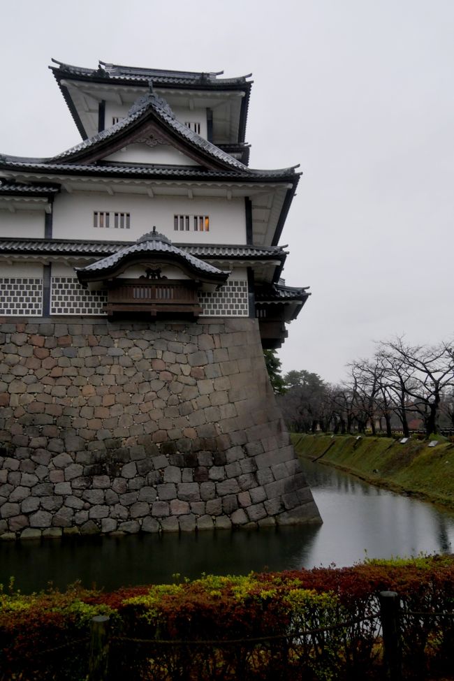 2016.11金沢旅行2－ANAクラウンプラザホテル金沢，雲海で昼食，雨の金沢城公園