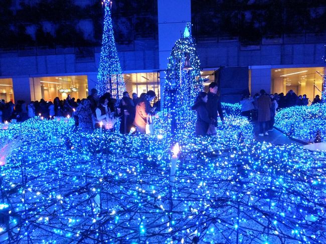 12月11日（日）は、東京は新橋にて忘年会に参加しますた。<br /><br />オラは岩手県から忘年会さ参加するために新幹線さ乗ってやって来たんだ。<br /><br />フォートラの世界だけで知るトラベラーの皆さんと初めて会うのだ。<br /><br />ドキドキもんで、口から心臓が飛び出さねぇ様にしながら新橋さ向かう。