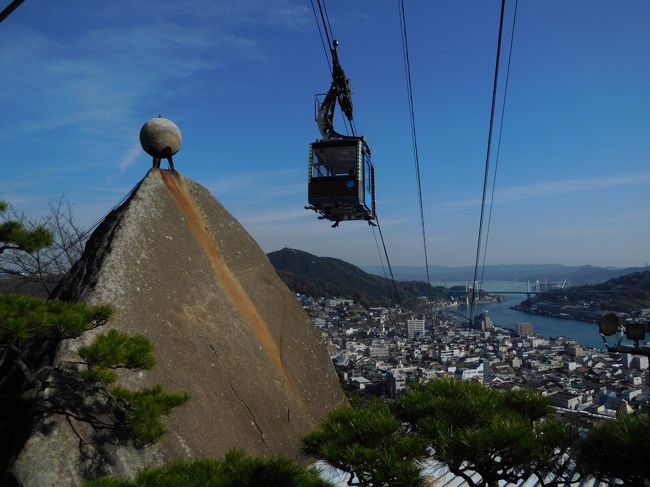 ２０１６年　広島１日目　尾道その２　文学のこみちから千光寺へ。鏡岩、玉の岩などの巨岩があります