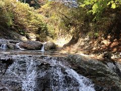 群馬-8　四万の甌穴　県指定天然記念物　☆坂道階段を下りて観察