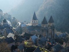 ☆ Bon jour FRANCE ☆　～～　「フランスの最も美しい村」＆巡礼の地を求めて　ミディピレネーを巡る ③　～～　サンティアゴ デ コンポステ－ラへの巡礼路の聖地　コンク（Conques）編（３／２２　３／２３）