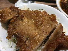 仕事の合間に香港　～大好き排骨飯と再び湯圓～