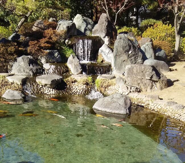 年末の旅行は予定してなく，急遽，近場の何処かへと思ったものの<br />１２月を過ぎ　当然に満室が多く<br />石和のかんぽが１室空いていたので，行ってきました。