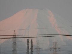 富士山の朝焼けが見られた