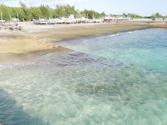 宮古島の白いビーチを裸足で歩く快感に魅せられて。その４；さらば宮古ブルーよ、ホワイトパウダーサンドのビーチよ。また来るよの編