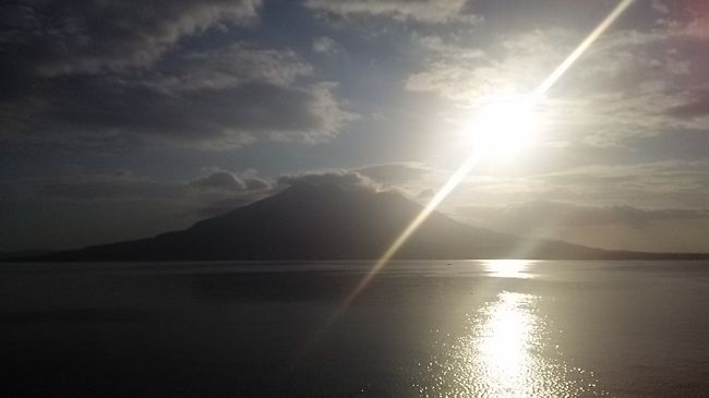 高千穂峡・桜島を見て、また砂風呂に入ってきました。<br /><br />２０１７年１月７日～１月９日<br /><br />初日：１月７日大阪伊丹空港　７時１５分　発　　宮崎空港着　８時２０分　<br />二日目　宮崎から鹿児島へ車で移動<br /><br />最終日　宮崎空港１４時４０分発　　大阪伊丹空港１５時４０分着<br /><br />のプランです