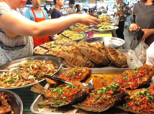 Thailand　ロングステイの下見旅2016　チェンマイ(5/8)市場　食への貪欲さと探究心には負けまする