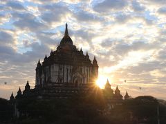 ミャンマー再訪の旅（７）～バガン１　タビィニュ寺院、アーナンダ寺院、ブー・パヤー、マヌーハ寺院～