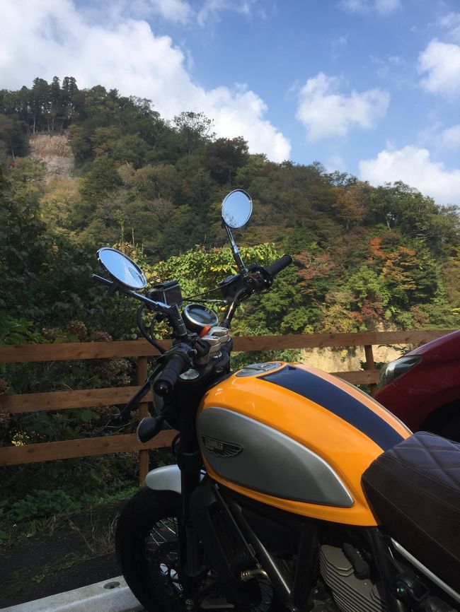 この時期は、バイクに乗って遠出をするのにベストな時期。今回は、大分の九重方面まで行ってきました。途中いくつかの温泉に立ち寄り、のんびりすることができました。