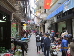 ハノイの庶民の生活・朝市