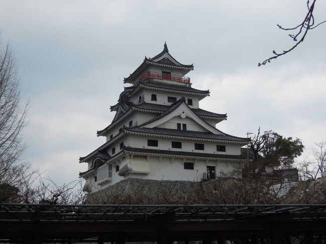 2017/1/8　祐徳稲荷神社・肥前浜宿・武雄温泉・有田のまちなみ<br />2017/1/9　呼子朝市・旧唐津銀行・唐津城・虹の松原・博多