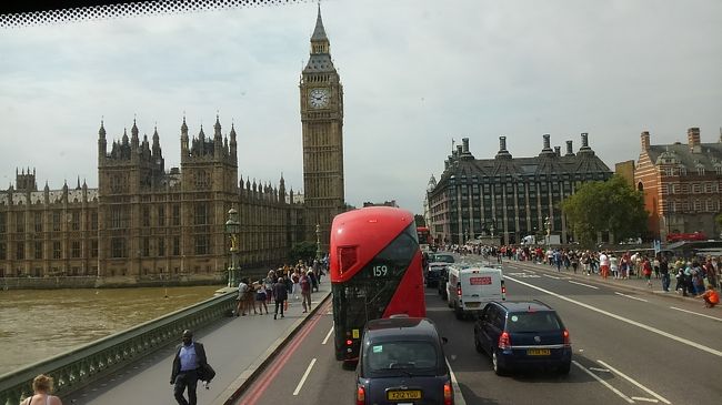 娘とのイギリス弾丸旅行も 最終地ロンドンになりました。<br />昼頃 ロンドンのユーストン駅に着き ホテルに荷物を置いてから 行動始めます。<br />何しろ この半日しか ロンドン滞在できないので 行きたいところ ぐっと絞って ピンポイントで まわります。<br />娘が ロンドンは 慣れているので 私の希望通り 連れまわしてくれました。