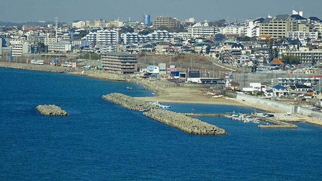 上巻からの続きです。<br /><br />写真は、レストランの席から明石市方面を眺めた風景です。