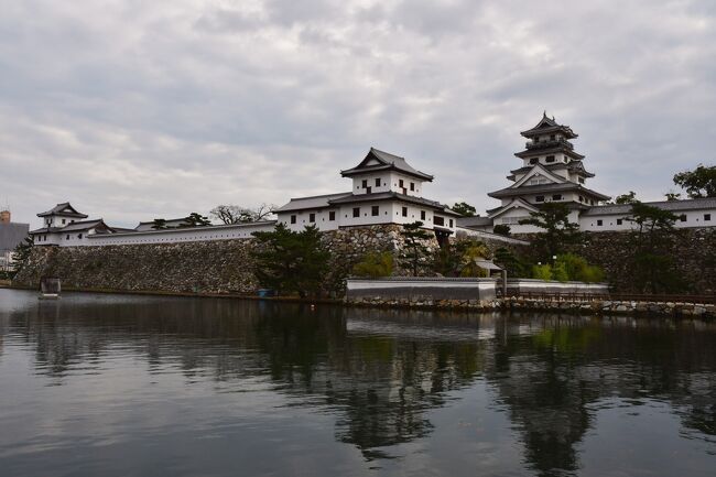 今治城を訪問。天候が悪化していく中での訪問だった。