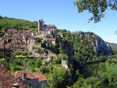 フランス山奥の美しい村、サン・シルウ・ラポピー